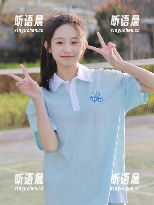 Xiuren秀人网 - 陆萱萱cecillia短裙全套图包，瞬间抓住你目光的时尚写真，让人心动不已.txt