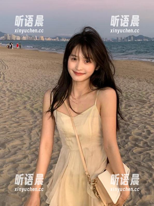 一起感受节日气氛！Yebin(전예빈)的圣诞节超美写真图片合集来袭！.txt