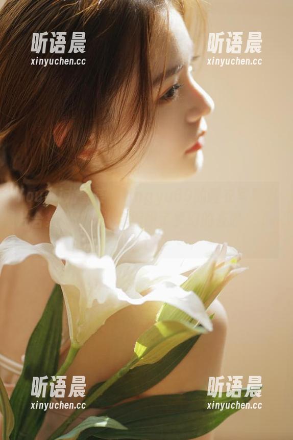 YouMi尤蜜荟 - lingyu69的睡衣写真图片合集，仿佛为你编织了梦幻的夜晚！.txt