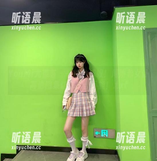 YouMi尤蜜荟 - 一秒钟成奴！周妍希女仆高清图集让你欲罢不能！.txt