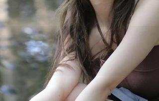 YouMi尤蜜荟 – 黄乐然旅拍之旅：不容错过的原图更新，带你领略视觉盛宴。.txt