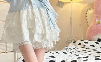 YouWu尤物馆 – 陆萱萱Cecilia的校服写真集：校园青春的魅力无限，精彩资源等你来享.txt