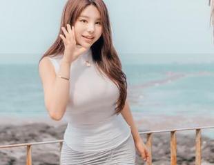 从Zzyuri天使的视角看写真图册，搞笑与美丽并存，让你忍不住咯咯笑！.txt