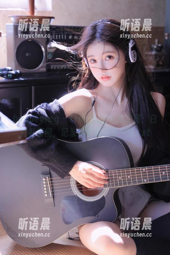 beautyleg-TinaYu beautyleg - TinaYu的私拍之旅:白衬衫原图,记录她淡雅的每一刻.txt