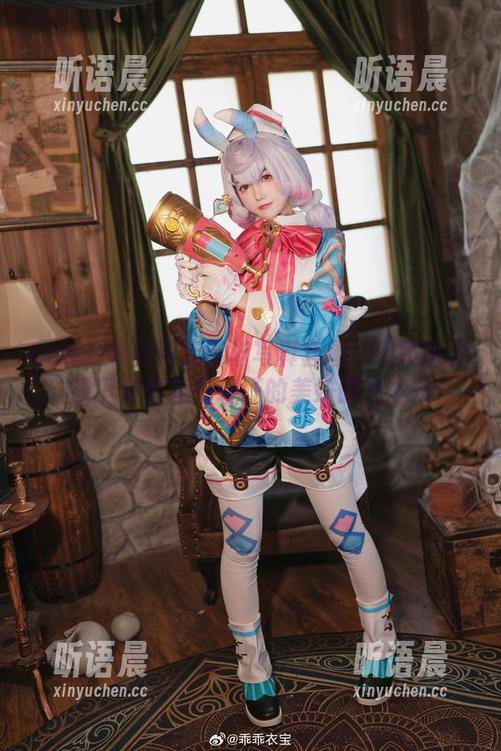 coser衣衣 coser衣衣初音韶华写真套图:用镜头记录下那些年少轻狂的美好时光.txt
