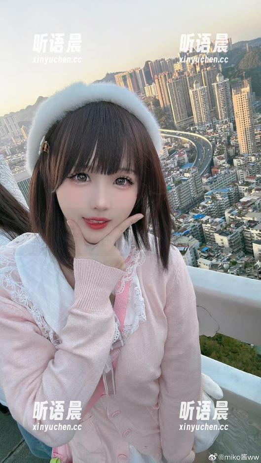 miko酱ww 惊悚又可爱的miko酱ww合集:可畏巫女图集让你心跳加速!.txt