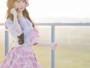 nagesa魔物喵办公室福利写真，原图真的是灵魂拷问，看看她到底藏了什么！.txt