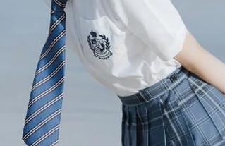 pans – 妮妮学妹写真精选合集：每一张都是青春的无尽畅想与梦境！.txt