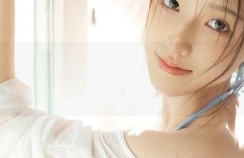 pans – 享受思思私拍制服美图，感受青春的无限可能.txt