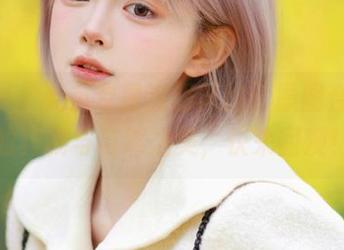pans – 英英专属透明风格：原图合集尽显她的真诚与自然之美，快来围观！.txt
