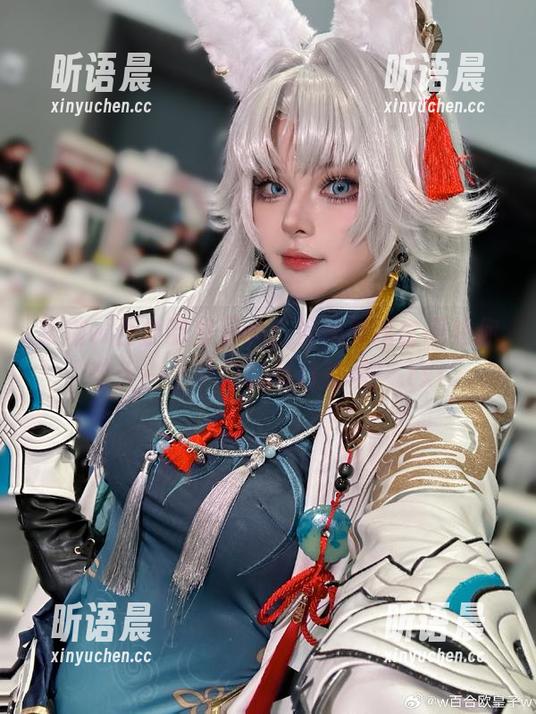 w百合欧皇子w 跟随w百合欧皇子w,沙滩美图套图将你带入一个梦幻的夏日仙境!.txt