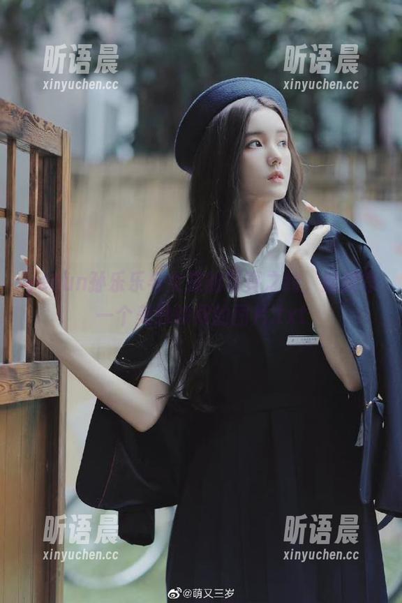 yeeun孙乐乐 yeeun孙乐乐与女孩的写真之约,捕捉每一个美妙瞬间的图片.txt
