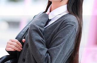 无圣光的清新魅力：不呆猫《JK学妹户外》图集大赏，探寻自然之美.txt