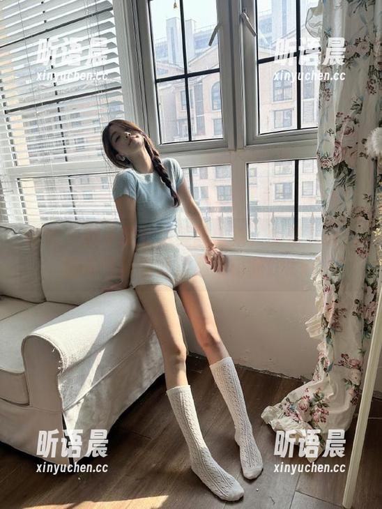 丽柜-团子 丽柜 - 团子职业装美图合集,免费下载,职场气质提升的必备良品!.txt