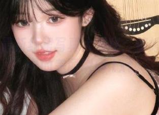 丽柜 – 最新红裙写真大揭秘：婷婷在图库中的美丽瞬间.txt