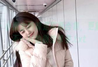 丽柜 – 小唐全新裸足写真合集，更新带来不一样的视觉享受.txt