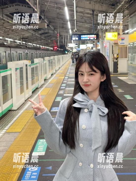 丽柜-小爽 丽柜 - 小爽专属写真项目《尘浸丝莲》全集,倾情分享独特视角.txt