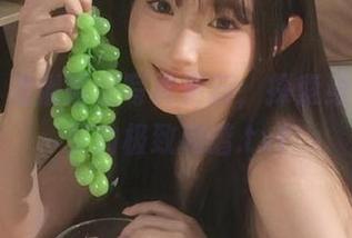 丽柜 – 潘潘瑜伽写真更新，探索身体与心灵的极致和谐.txt