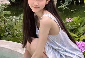 丽柜 – 雪糕勾勒毛衣高清套图，尽显青春活力与浪漫气息.txt