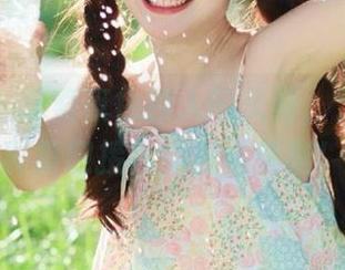 微密圈 – 探索夜色撩人的美丽，于芷晴最新写真集迎接你的视觉盛宴！.txt