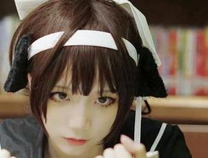 迷人瞬间：五更百鬼阿狸护士服的高清写真照片赏玩.txt