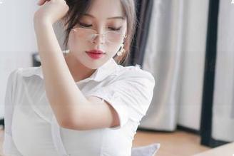 你烨烨全套连体衣作品：不怕你看了不敢相信，怕你看了还想继续看！.txt