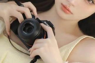 克拉女神 – 大阳学妹最新写真分享：每一张都是故事的延续.txt