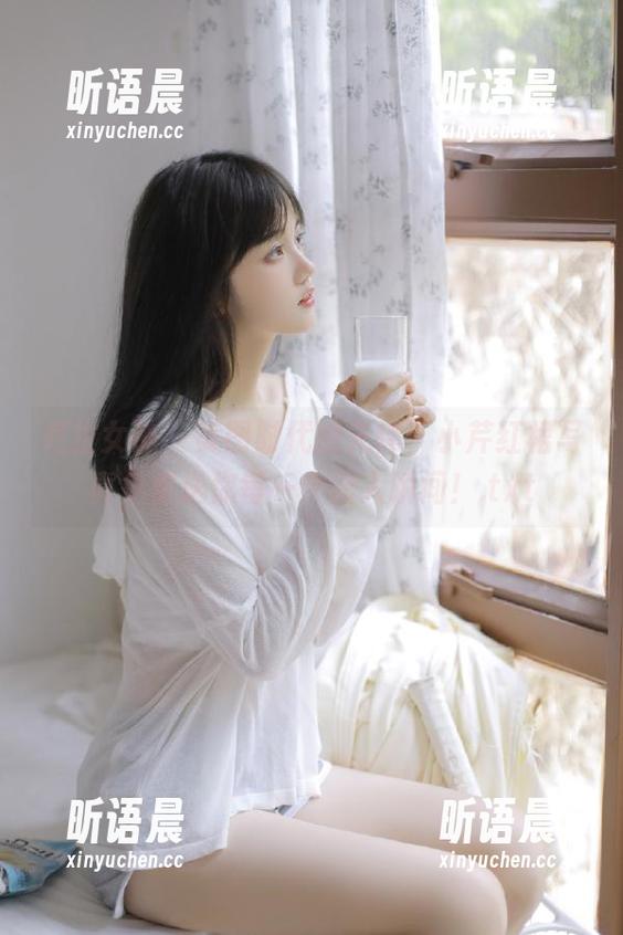 克拉女神-小芹 克拉女神 - 美图时代的先锋,小芹红裙写真免费送你每一个动人瞬间!.txt