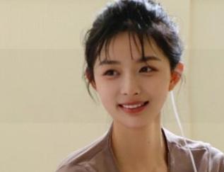 短发也能展现性感，兔玩映画诚意推荐，下载最新写真作品给你惊喜.txt