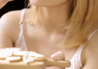 探索兔玩映画的纯白修女主题，收获一系列精美图包与美图分享！.txt