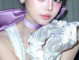 初夏女神 – 一键下载柒柒的毛衣作品集，享受时尚与温暖的碰撞！.txt