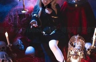 免费体验千寻大人Honoka图册，绝美写真带你飞！.txt