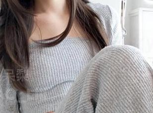 不可错过的私拍写真，发条少女yoki和吉他妹妹一起演绎青春故事！.txt