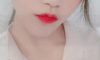 萌动心弦的啾小妍护士图包——精彩写真合集，开启你的视觉之旅.txt
