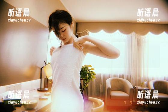 大梨子不是御姐 大梨子不是御姐独特写真合集:在美少女战士中舞动灵魂之美.txt