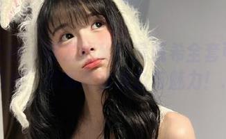 头条女神 – 首发揭秘！莫晓希全套可爱写真图片，尽展青春活力与魅力！.txt