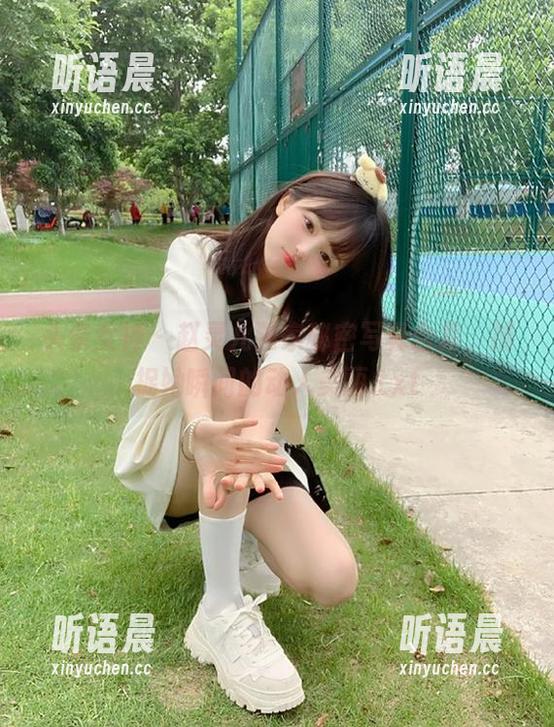 头条女神 - 赵灵儿独家秘密写真合集，捕捉她瞬间的动人美丽.txt