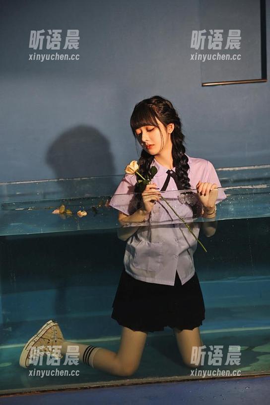 当私拍遇上天使：女主K的写真艺术大揭秘.txt