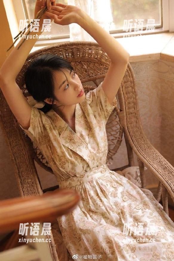 女主K 女主K的性感快递员原图,快递不再单调,笑点与颜值齐飞!.txt