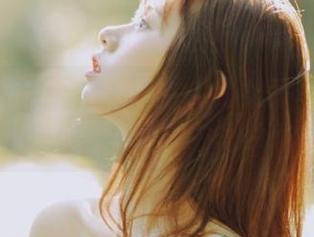 福利曝光！女主K的主人的女仆写真邀你一起沉浸其中.txt