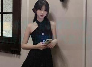 妖精视觉 – 悦享舒舒的粉色私拍，精美图片传递无限甜蜜气息.txt