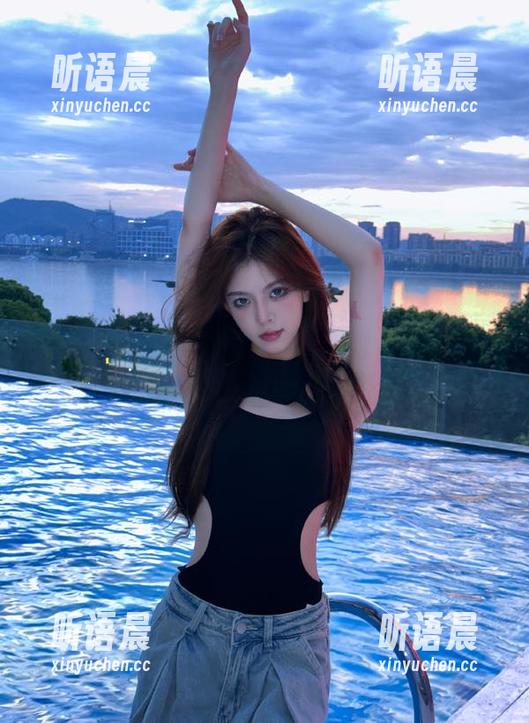 微密圈 - 静谧午后，婉柔yyyy私房毛衣原图里流淌的温暖与柔情.txt