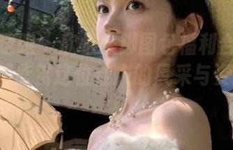 学妹加速跑 – 欣怡美脚图包福利合集！让我们一起欣赏这位佳人的风采与姿态。.txt
