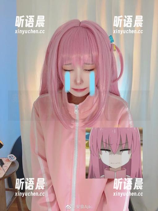 安食Ajiki的秘密之旅：精选图库聚焦她的绝美写真艺术.txt