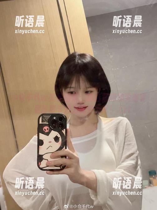 小仓千代w美足图集：精选震撼视觉盛宴，足部细节魅力无穷无尽！.txt