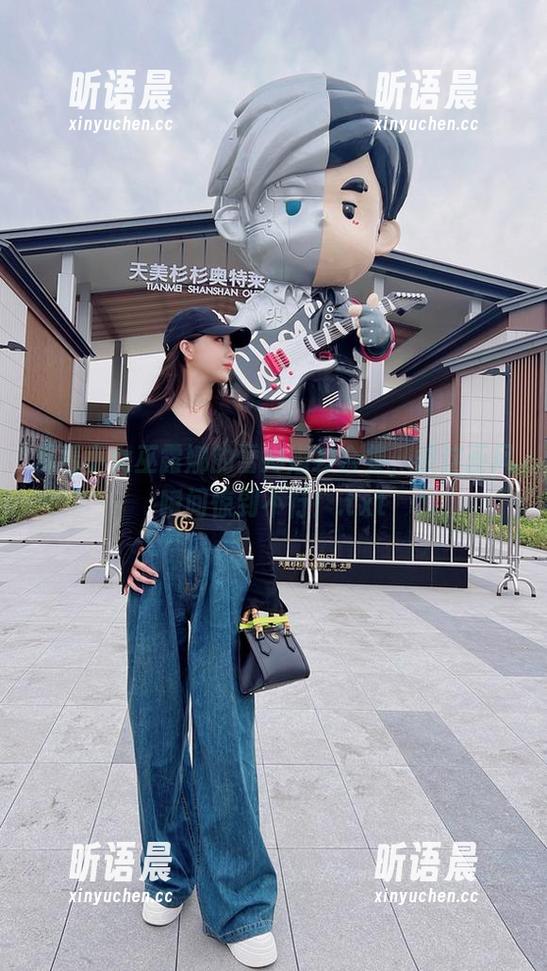 小女巫露娜 观看小女巫露娜的雷姆婚纱合集,被这画风瞬间惊到不行!.txt