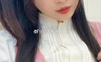 小女巫露娜最新旗袍写真资源，带你走进五光十色的东方魅力！.txt