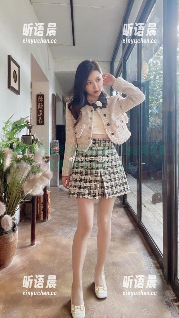 小女巫露娜 探索小女巫露娜深航的魅力,独家写真集下载等你来体验!.txt