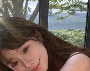 捕捉小瑶幺幺的风采，探秘八重巫女系列写真，犹如步入一个充满奇迹和色彩的梦境！.txt
