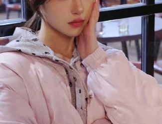 清新夏日，小瑶幺幺的夏季写真原图与诱人套图全整理.txt